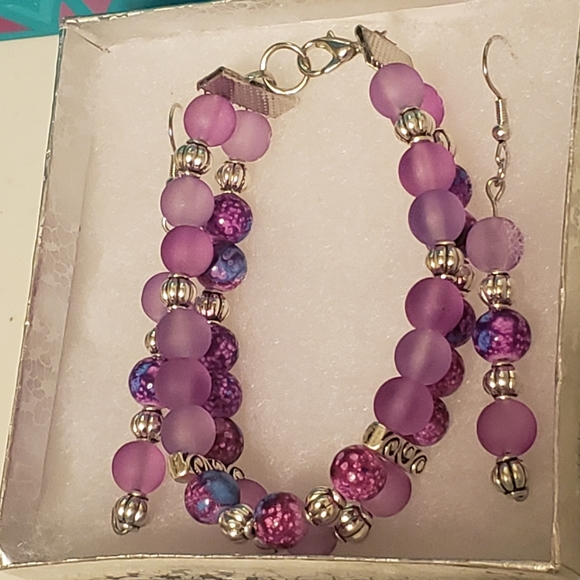 Custom Jewelry Set - Picture 2 of 3
